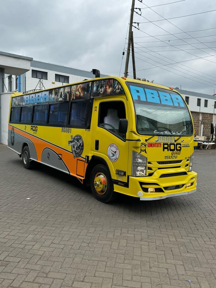 Isuzu NQR Bus in Kenya